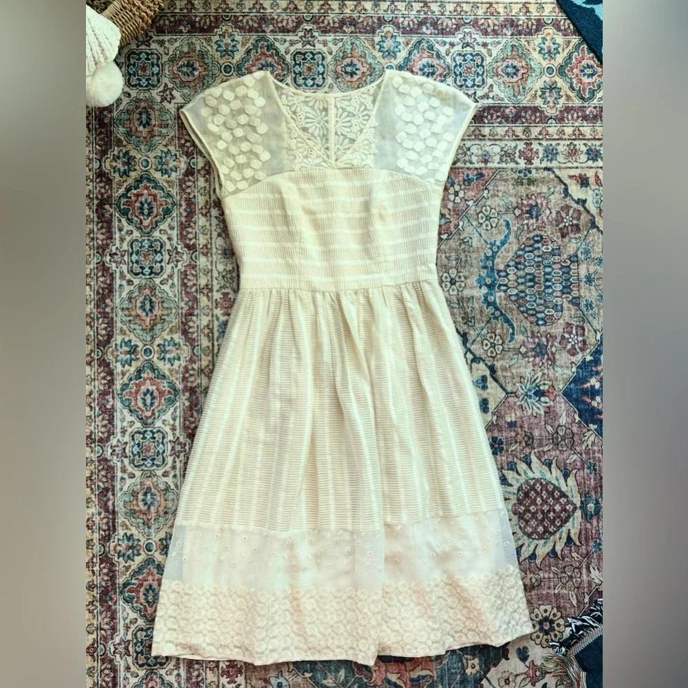 Anthropologie Moulinette Soeurs Ivory Lace a-line Midi Dress, NWOT size 6 - Picture 2 of 6